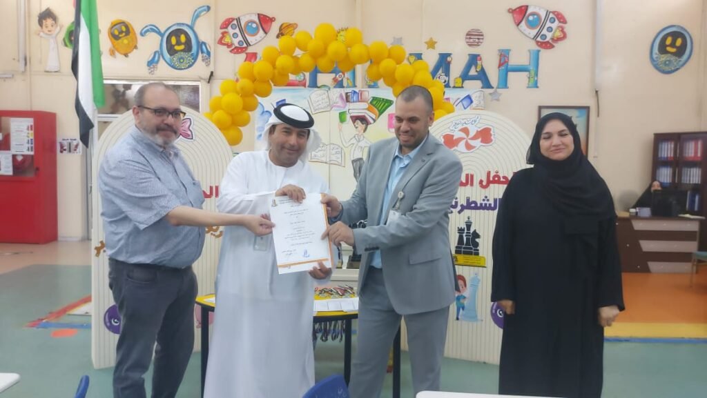 تعاون مثمر بين مدرسة التكنولوجيا التطبيقية بعجمان ونادي عجمان للشطرنج منذ عام 2022